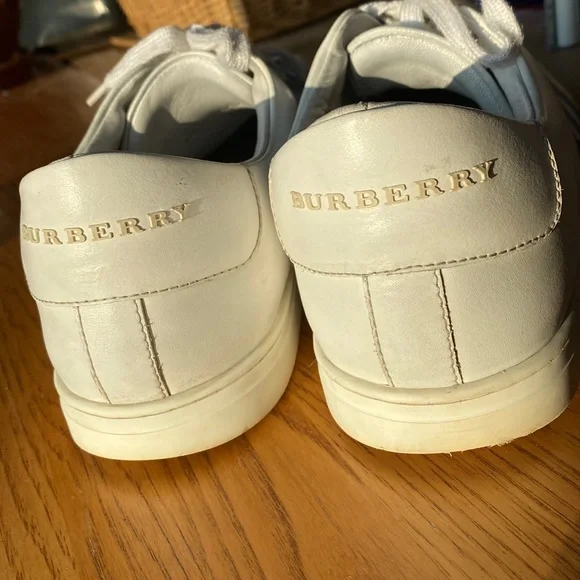 Burberry Graffiti Sneakers EUC! W original BOX! EU 41-US Mens SIZE 8 - Picture 11 of 17